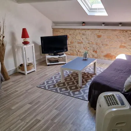 Apartman A 1km De A La Campagne *
